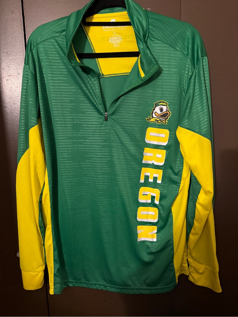 Colosseum Oregon Ducks Green and Yellow Long Sleeve Quarter-Zip Shirt